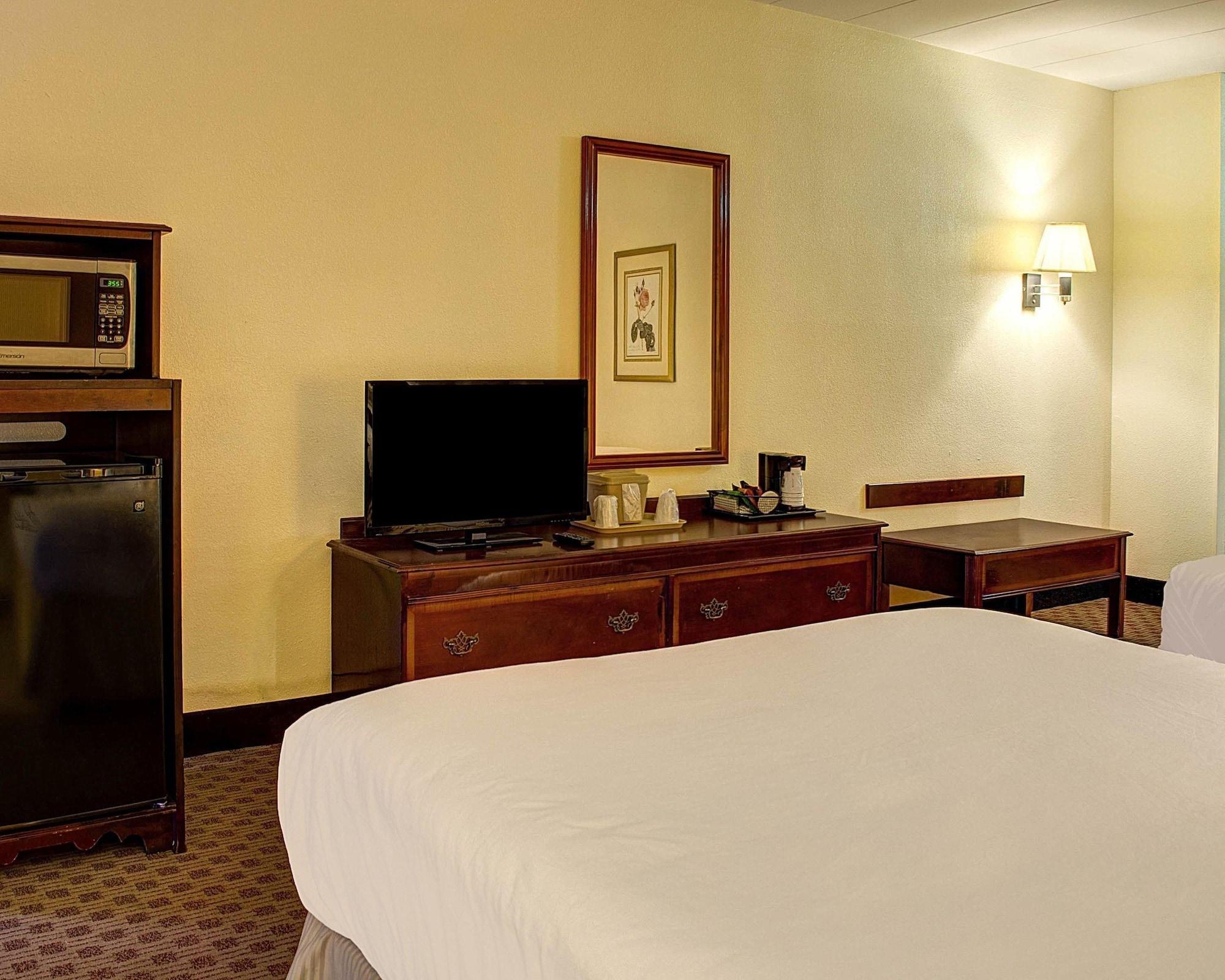 Quality Inn North Yellow Tavern Zewnętrze zdjęcie
