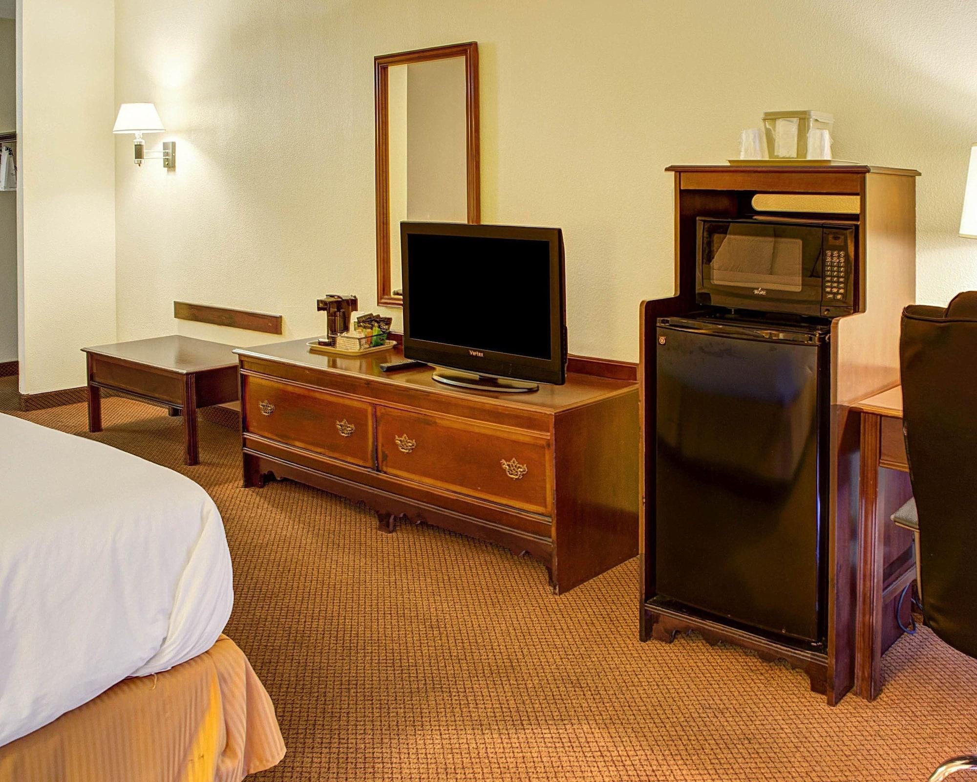 Quality Inn North Yellow Tavern Zewnętrze zdjęcie