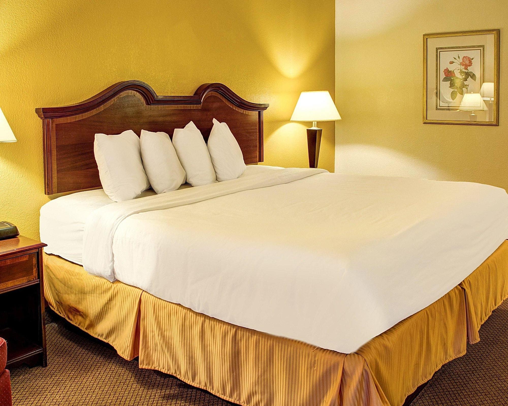Quality Inn North Yellow Tavern Zewnętrze zdjęcie